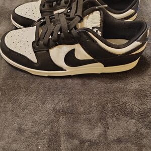 Nike Black and White Athletic Shoes